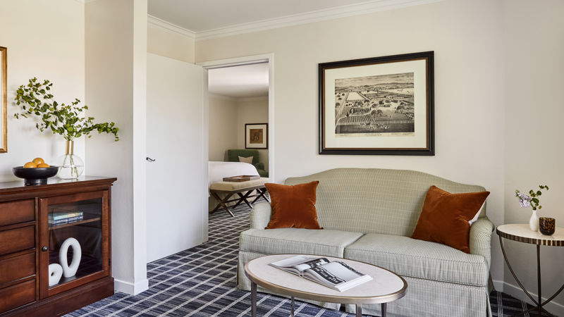 One-Bedroom Suites